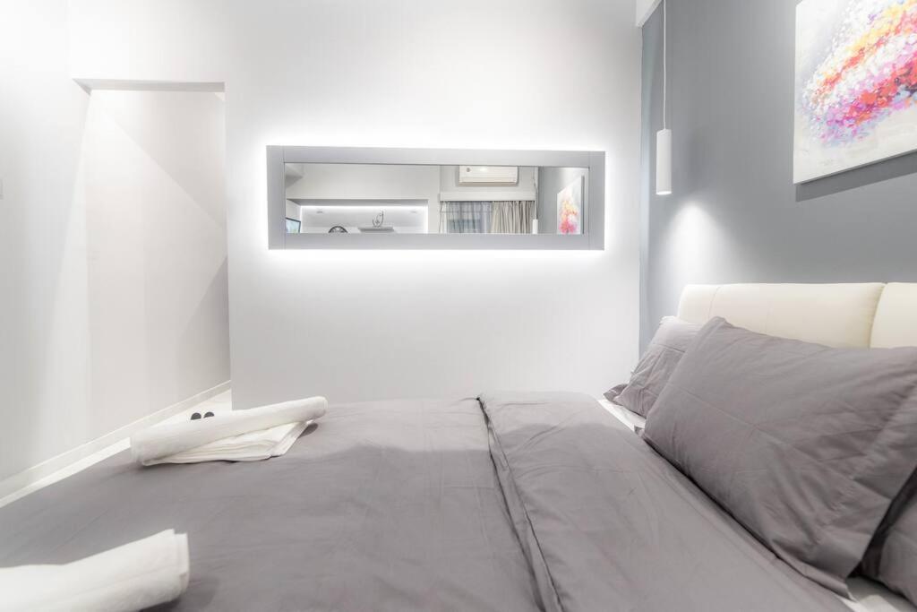Lux Seaside Apartment By Volos Hospitality Exterior photo